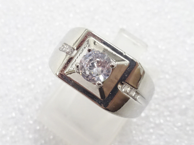 クリスタル　指輪(12号)